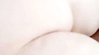 Big Booty Snow Bunny Displays Her Big Natural Ass