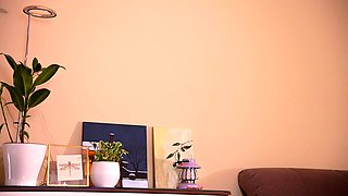 Brunette Couch Webcam Solo Fun Masturbating