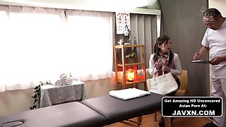 Beautiful Japanese Babe Gets A Massage