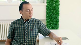 Sofi Smile's Mesmerizing Artistic Seduction