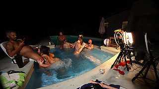 Hot Tub Live Orgy