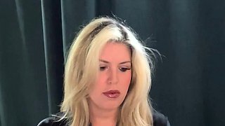 Close up MiLF getting it in the ass