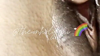 Hairy Squirting Pussy