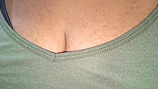 Asian Woman at Bathroom Hottest Video