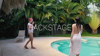 Superb teen girl erotic solo