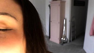 Amateur Webcam Teen Flashes Masturbates