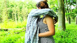 Cute brunette young hookup amateur teen blowjob