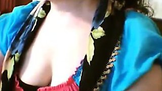 Cam girl that is Turkish shows her breasts off