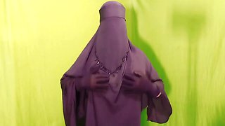 Bangladeshi Beautiful Housewife Spending The Night With Neighbor