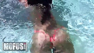 Mofos - Sophia Leone’s Perky Tits and sweet butt make poolside sex the ultimate summer prize