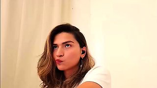 Webcam MILF Beauty Masturbating