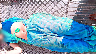 Cute Saree Bhabhi (outdor Sex) Gets Naughty with Her Devar for Rough and Hard Sex During Massage on Her Back. Beautiful Bhabhi
