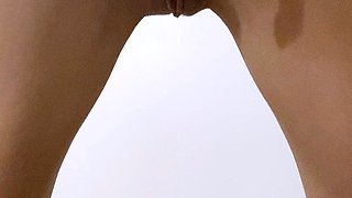 Amateur hottie solo masturbation