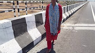 Desi babe Komal gets fucked doggystyle by driver on highway bridge - outdoor sex