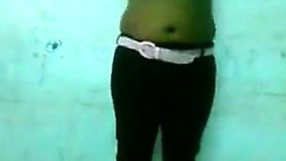 Indian Aunty Gets Naked
