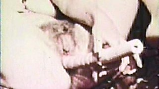 Hot Amateur Brunette Masturbating