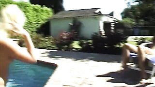 Bridgette Kerkove and Daisy Chain are enjoying pussy-licking