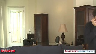 Tattooed blonde stepmom Emma Starr fucking