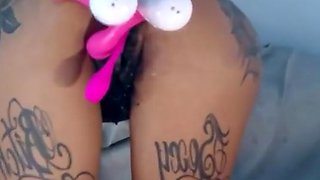 Asian destroy her Ass on Wecam with huge Dildo squirt includ