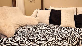Gartersex Cuckold BBC Dildo