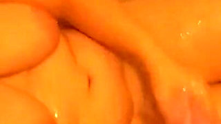 Bathing in the bathtub-full video