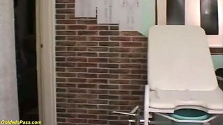 Pregnant MILF Gets Extreme Doctor Fuck - Hairy Pussy & Cumshot