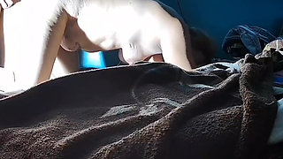 PUCHIS - SEXY MILF JUGOSO RUIDOSO SQUIRTING