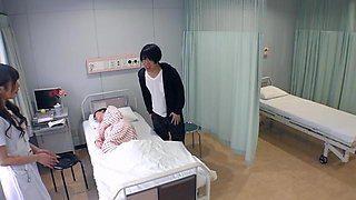 Doing This Is Wrong for a Stepdad, I Know, Still I Fell to Temptation