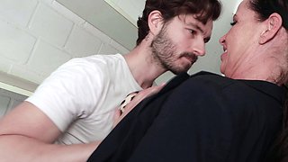 MILF boss DaCada fucks apprentice at the garage