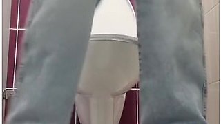 Pee In Public Toilet With Song :d