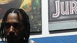 So This Is How You Use a Stick Playing Pool