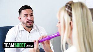 Cute blonde babysitter Katee V learns the skin flute for Peter Green
