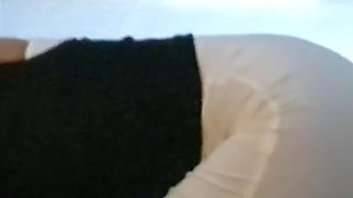 MILF with a Gorgeous Body Gives a Blowjob and Cums in Her Mouth